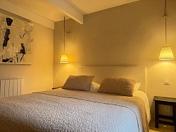 Chambre grand lit